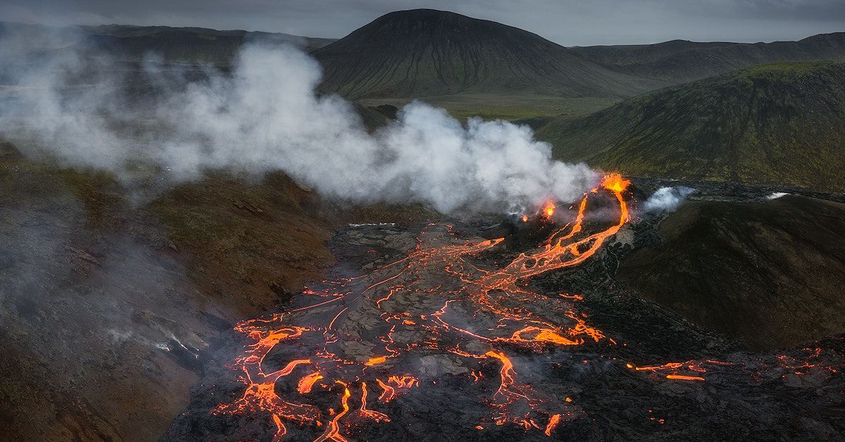 a lava flow in the middle of a mountain