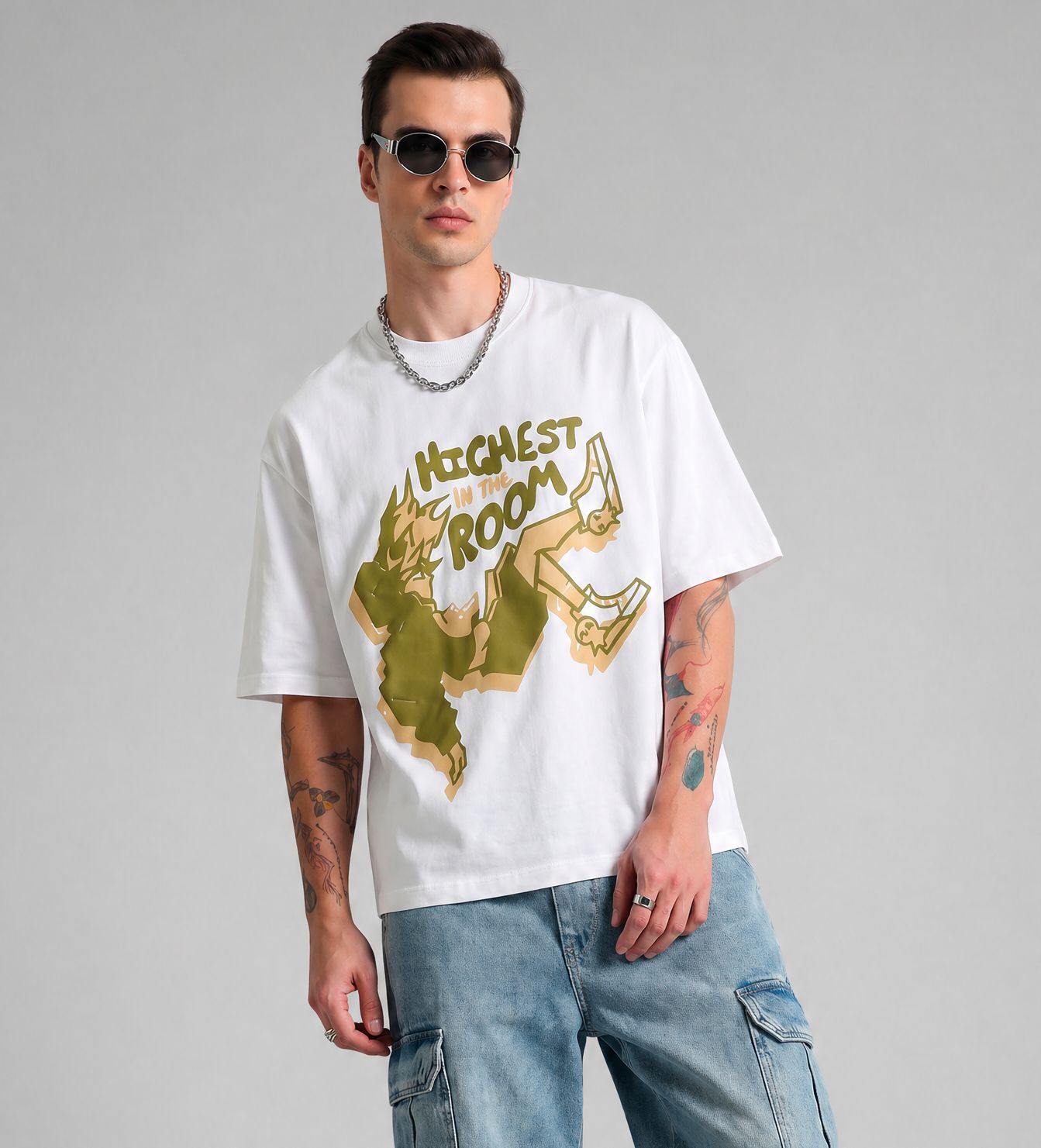 a man wearing a white t - shirt with the words highest room on it