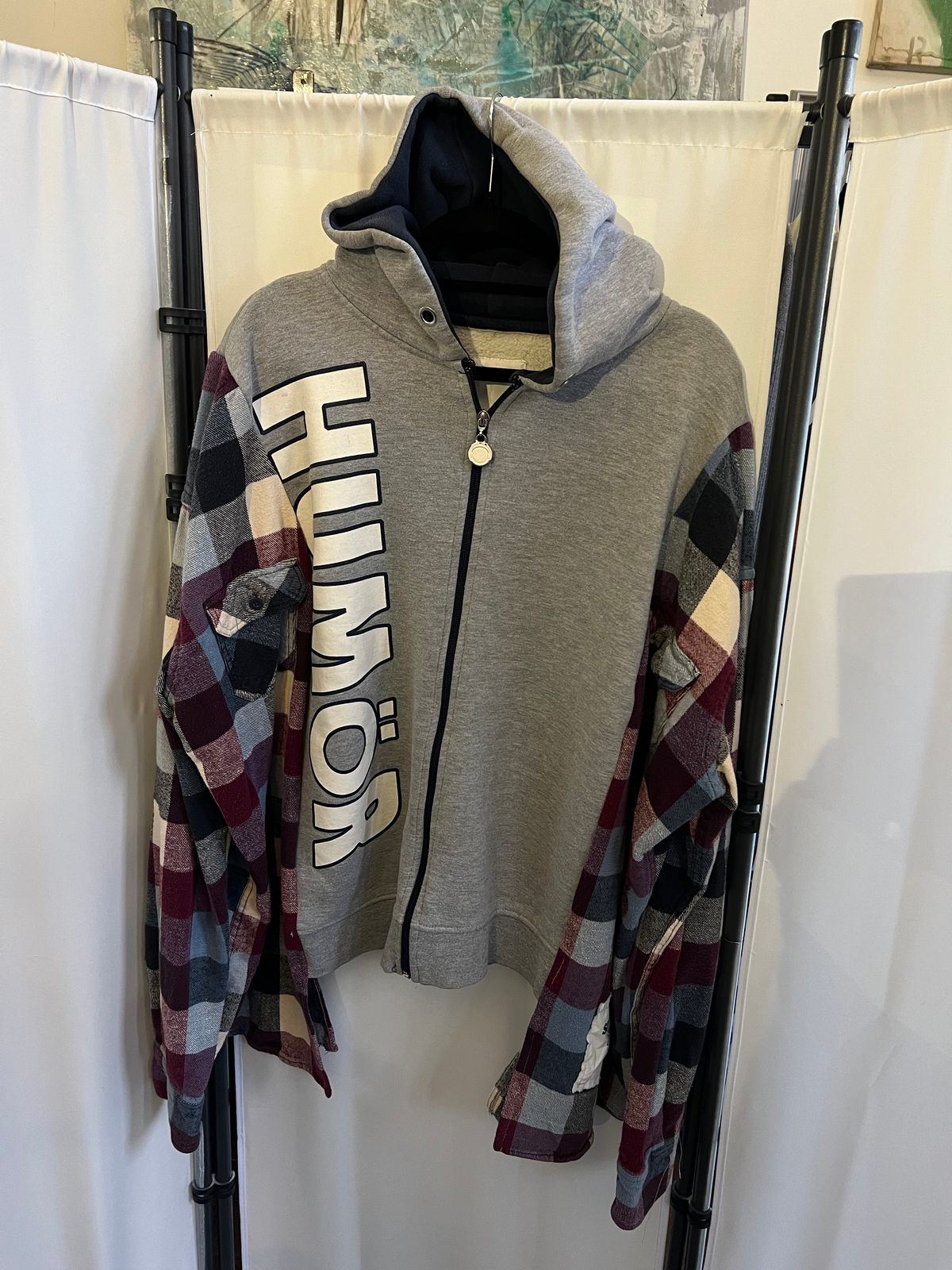 a gray hoodie with the words wyoming printed on it