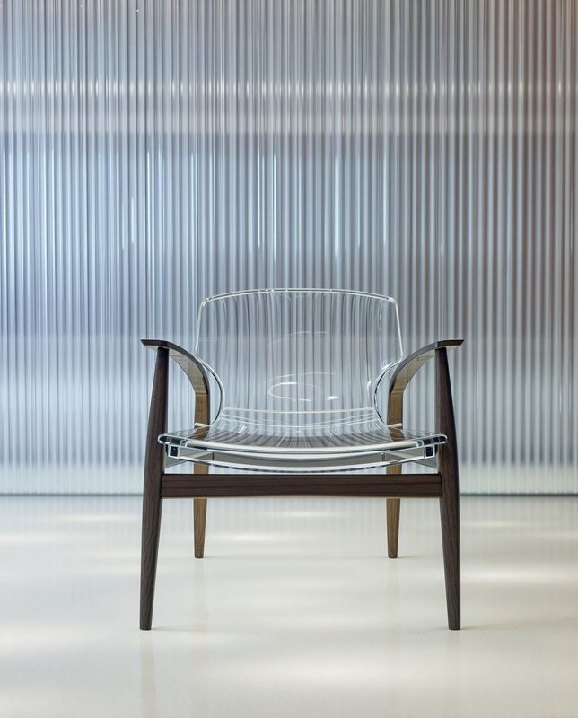 a chair that is sitting in a room