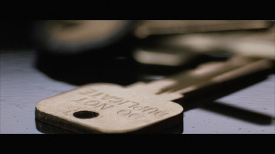 a bunch of keys sitting on top of a table