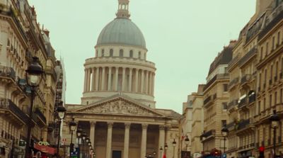 a large building with a dome on top of it