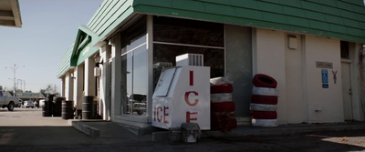 a building with a sign that says ice on it