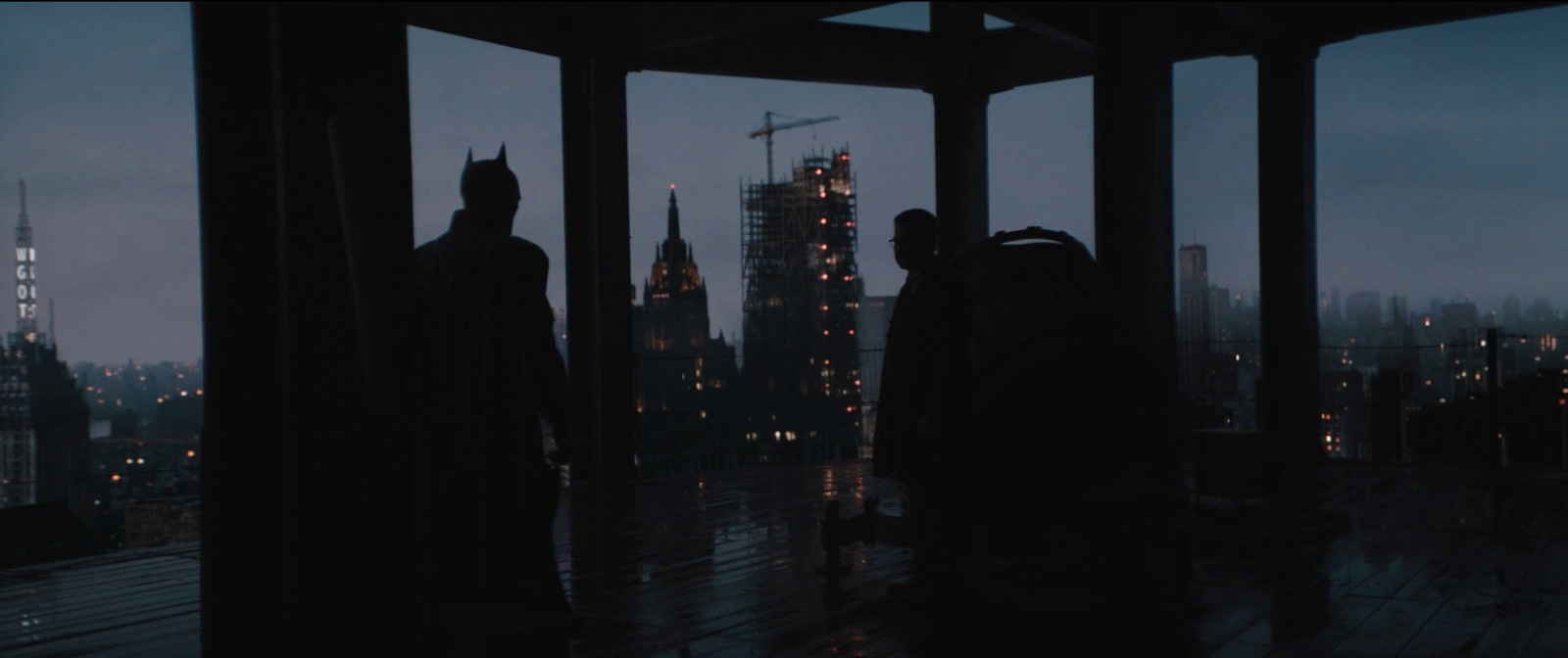 a batman scene from the dark knight rises