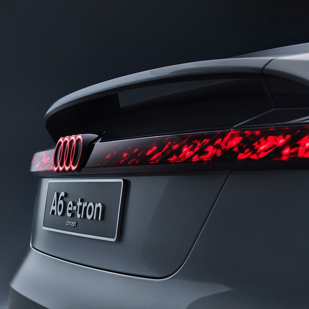 a close up of the tail light of a car