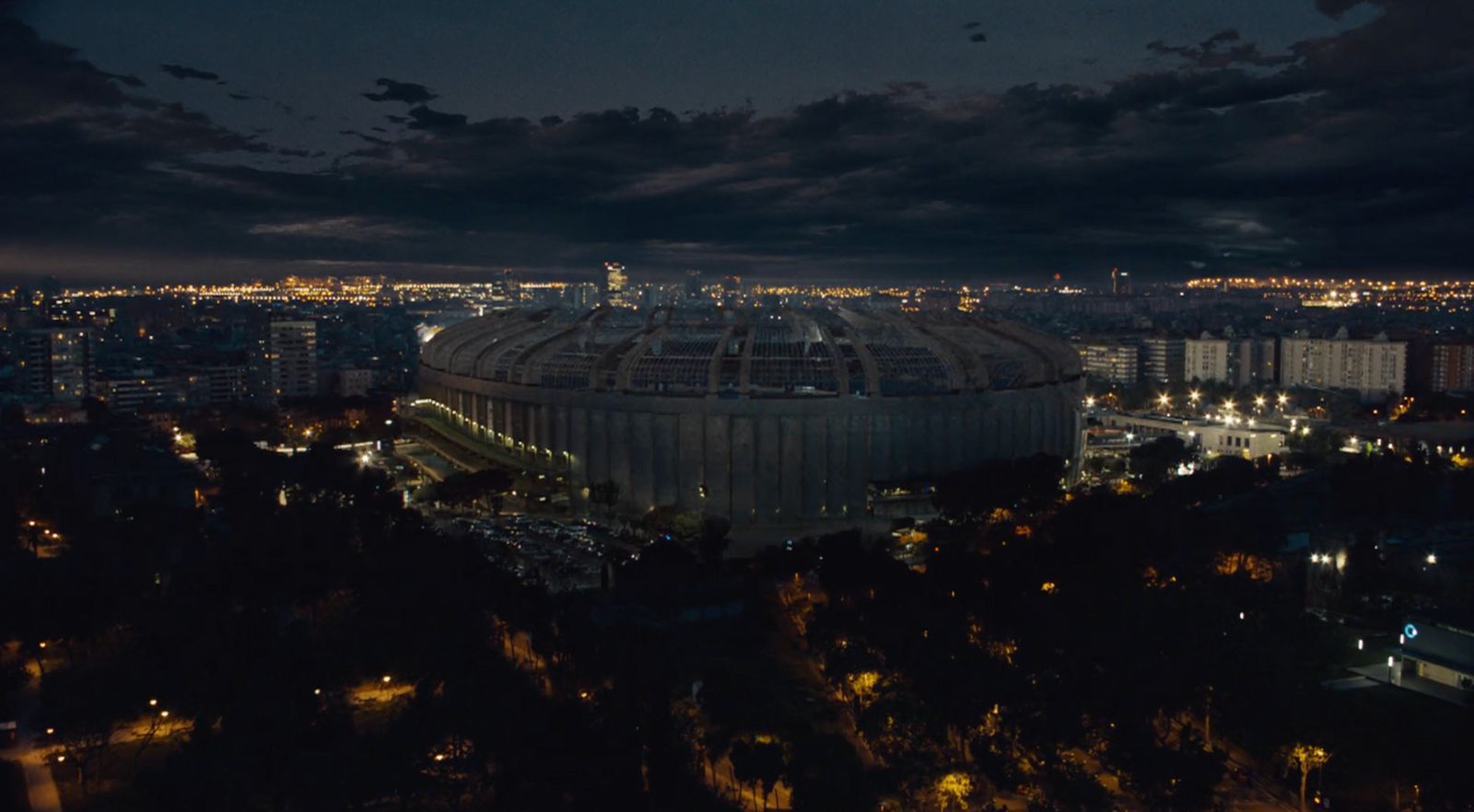 a night view of a stadium with a lot of lights