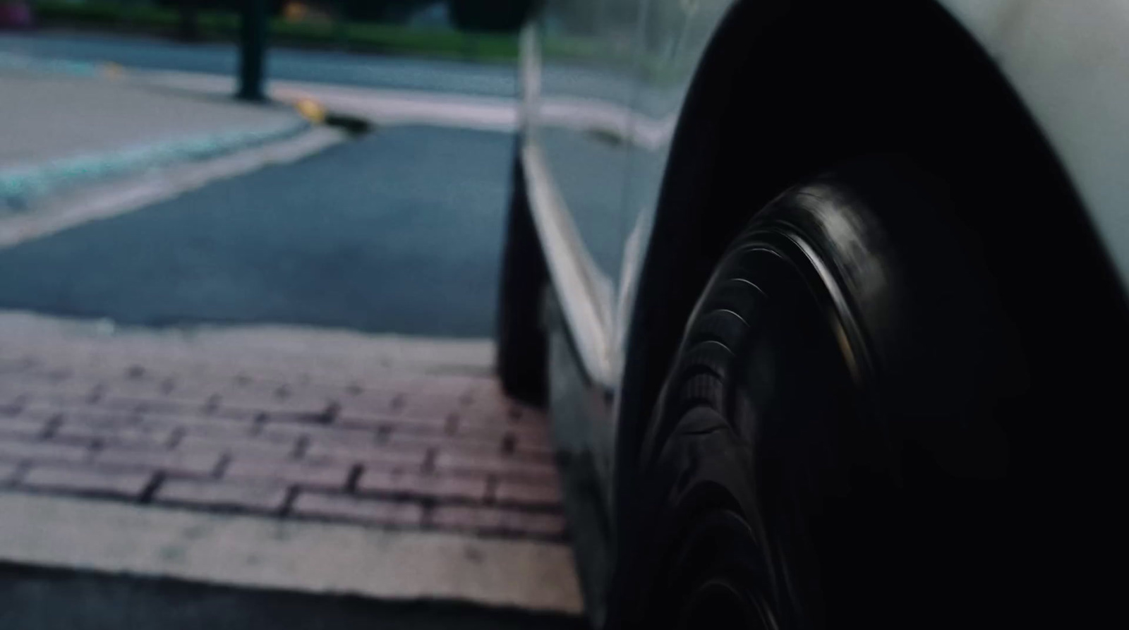 a close up of the tire of a car