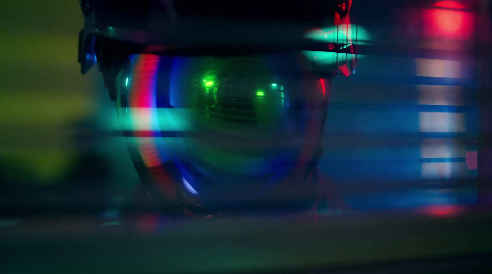 a close up of a traffic light with a blurry background